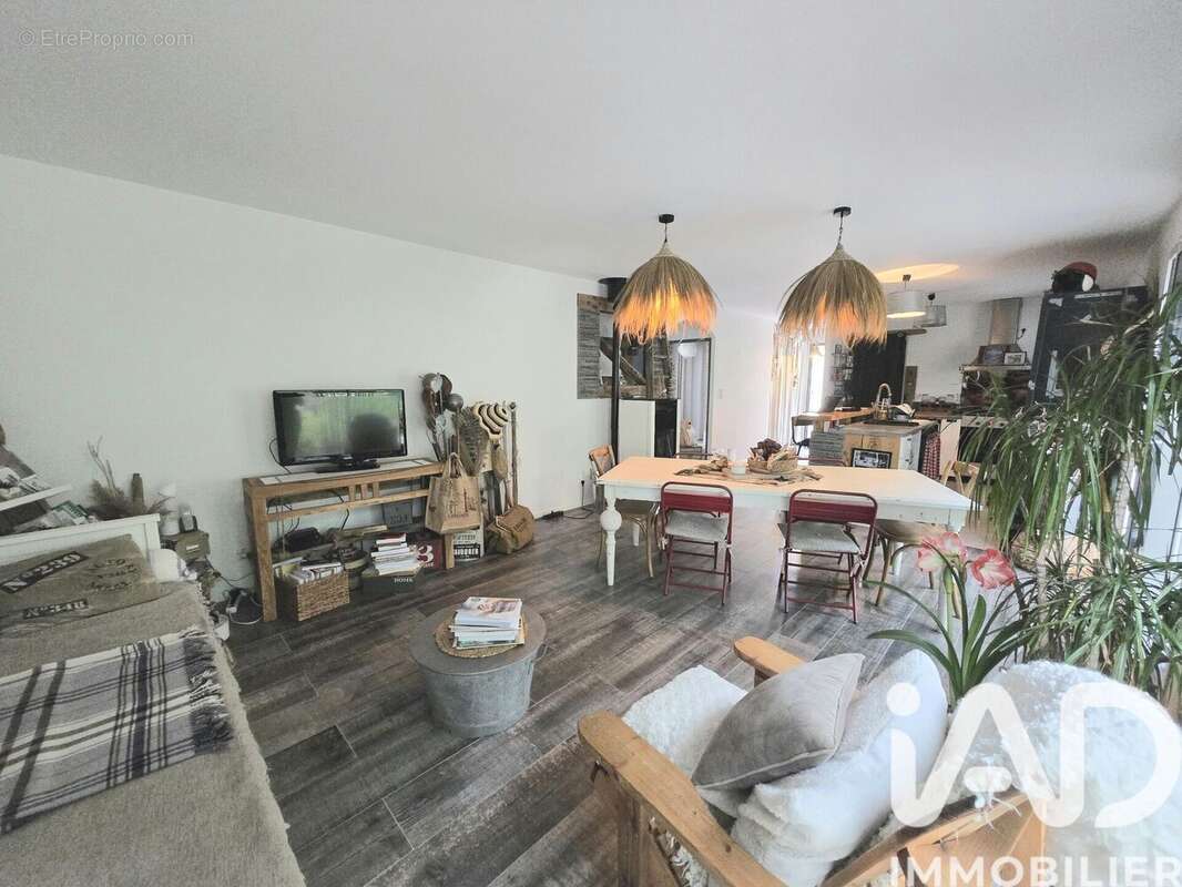 Photo 2 - Maison à SAINT-MAGNE