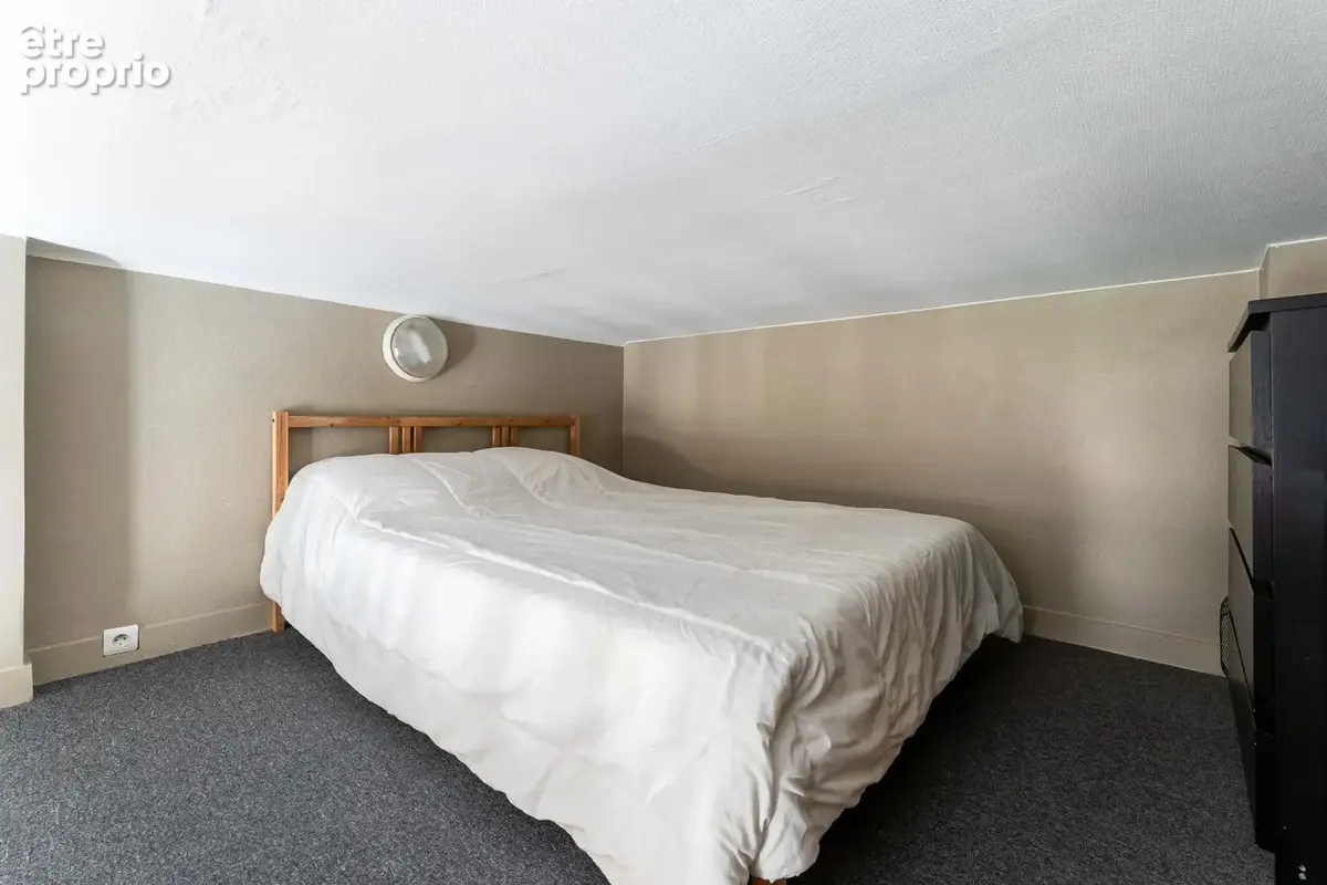 À vendre : deux studios libres de toute occupation, vendus en un seul lot. - photo 5