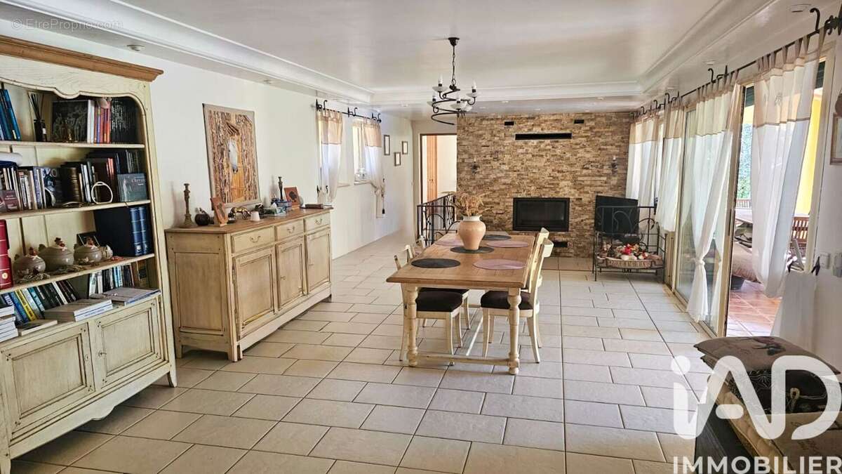 Photo 8 - Maison à LA MOTTE