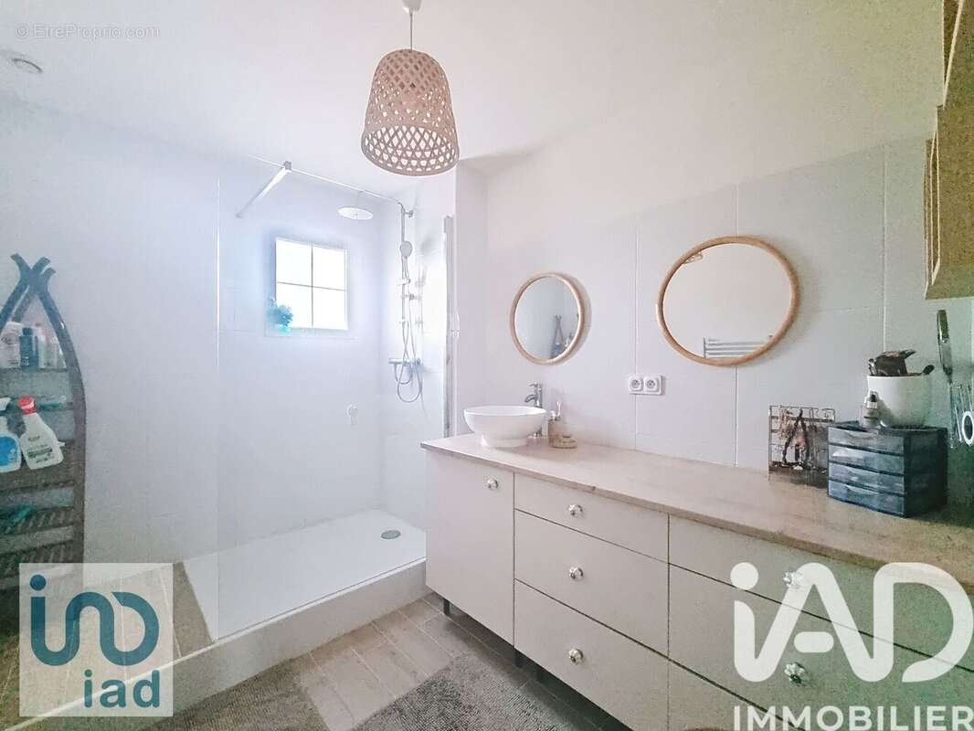 Maison 112 m² à Poilly-Sur-Tholon  - photo 8