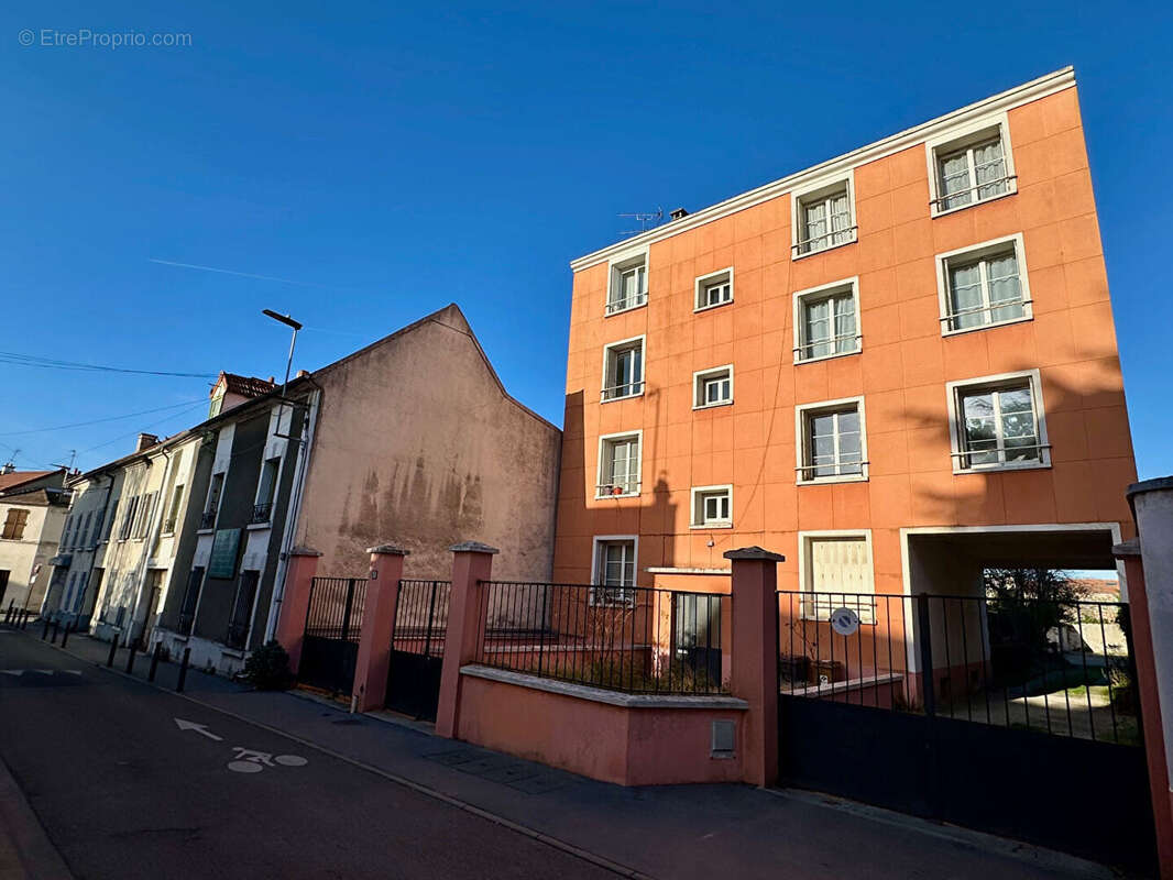 Appartement à MONTREUIL
