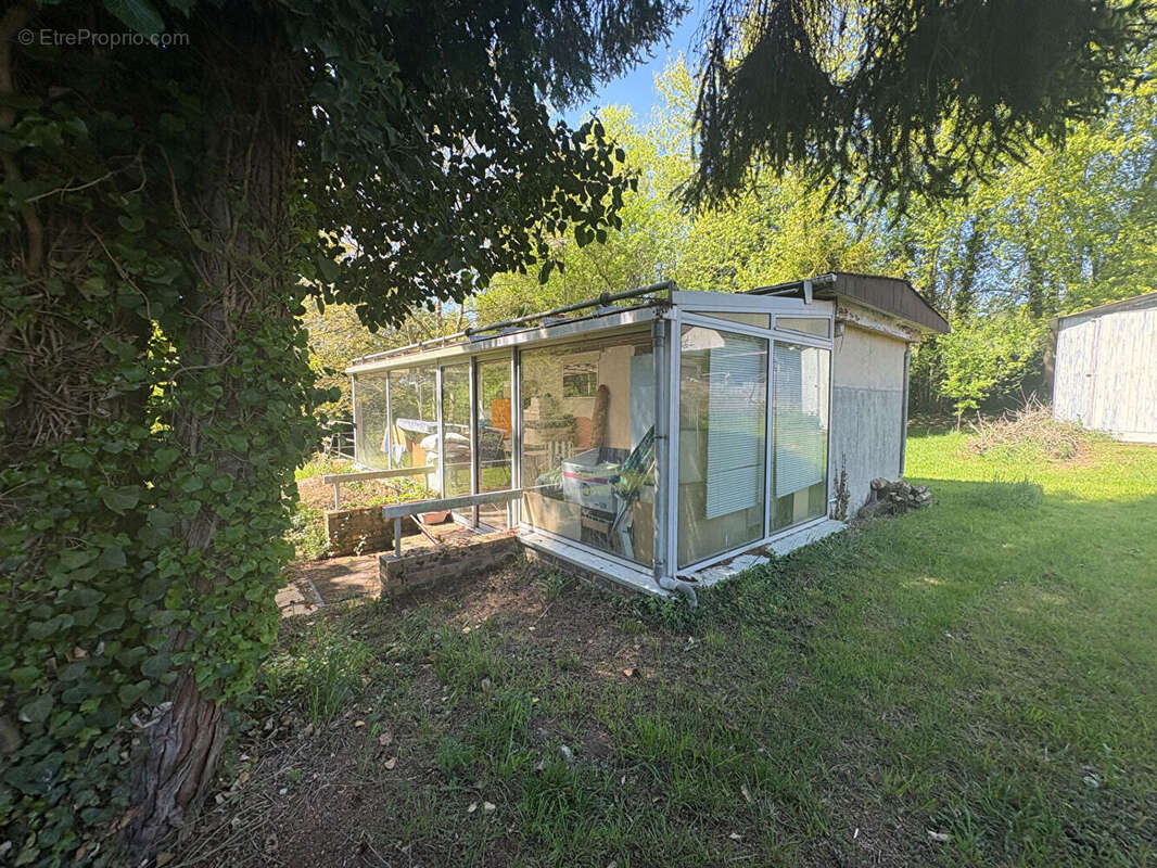 Terrain à PANCY-COURTECON