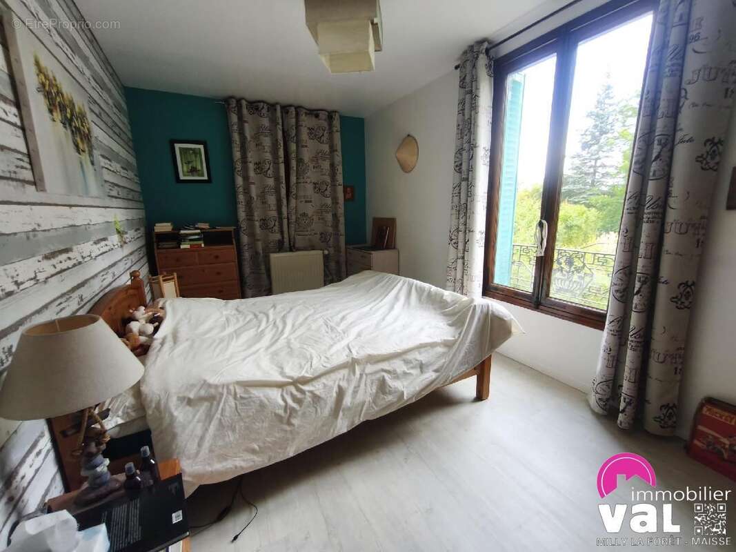 Maison 132 m² à Milly-La-Foret  - photo 7