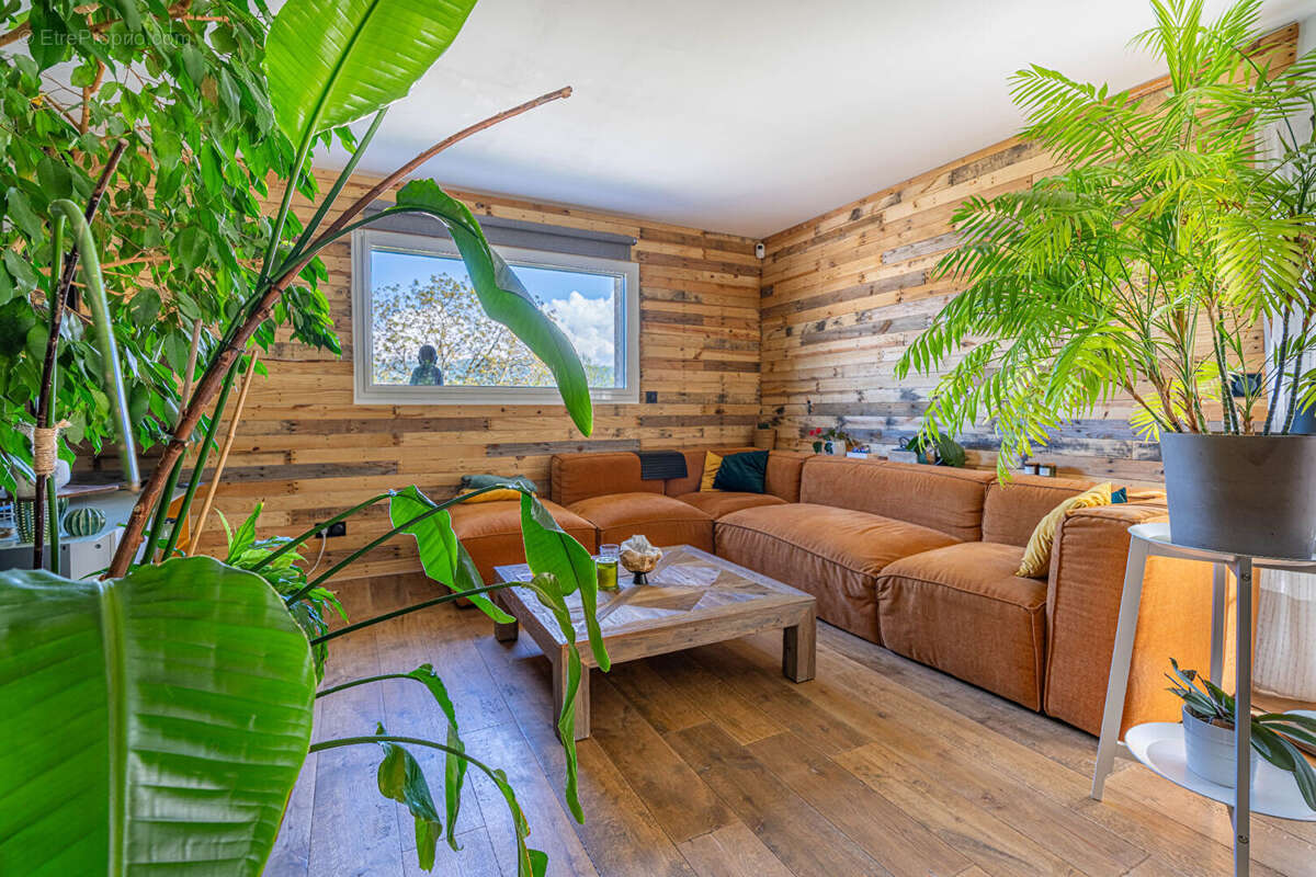 Maison 90m² à mésigny - photo 3