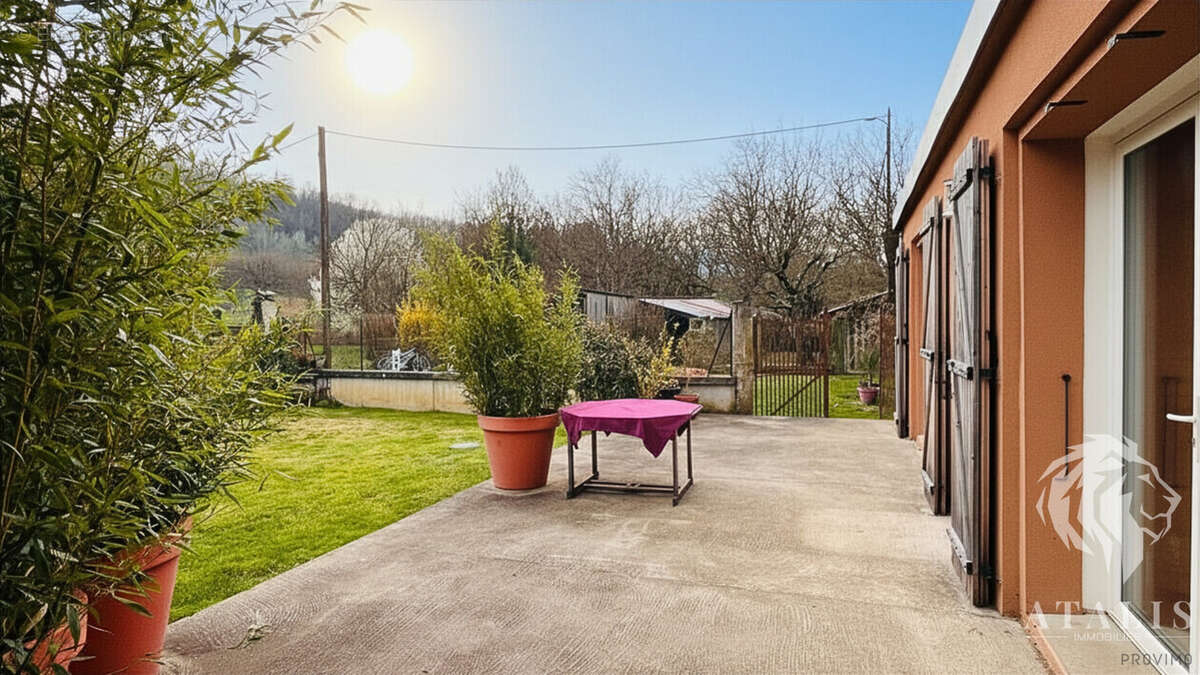 Maison à SAINT-JUST-DE-CLAIX