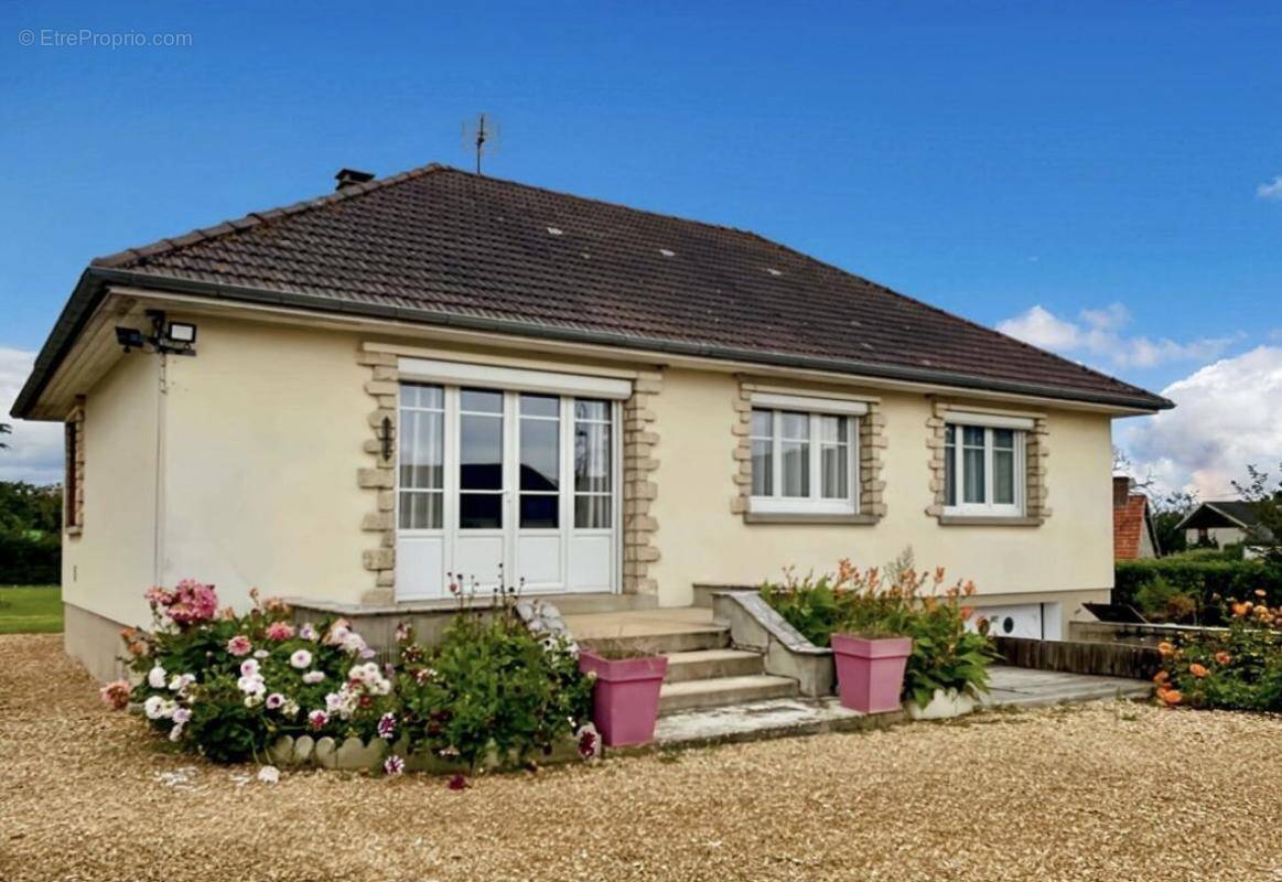 Maison à PUISEUX