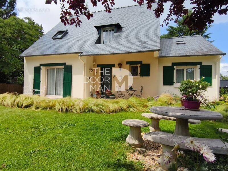 Maison à MAYENNE