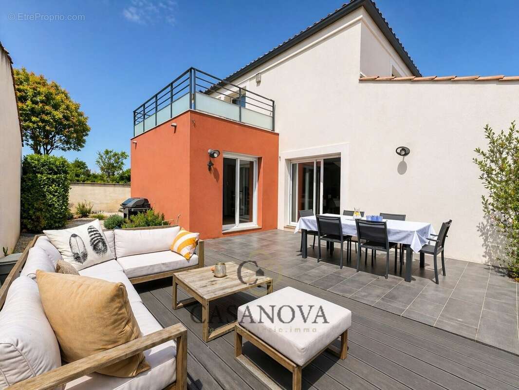 Maison à VILLENEUVE-LES-MAGUELONE
