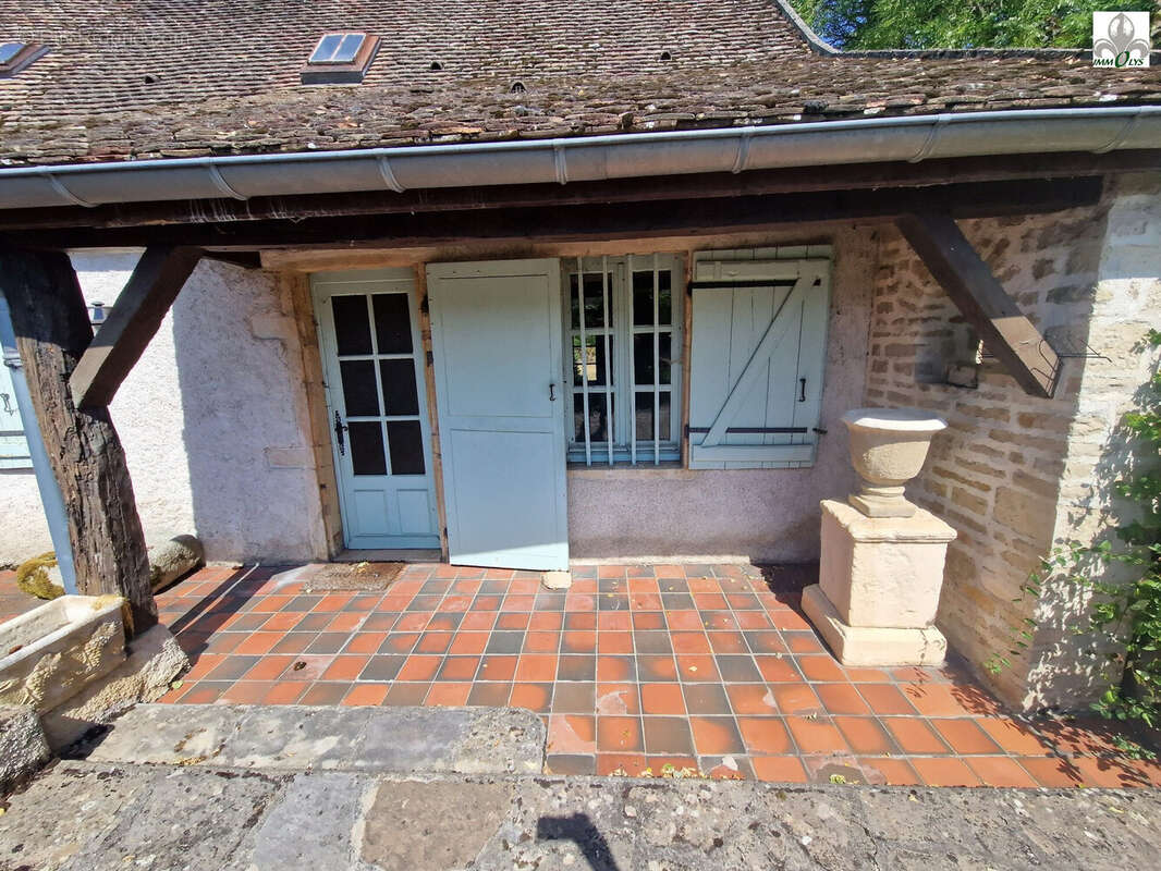 Maison 172 m² à Beaune  - photo 2