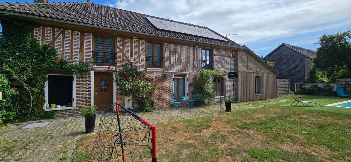 Maison à MESNIL-SAINT-PERE
