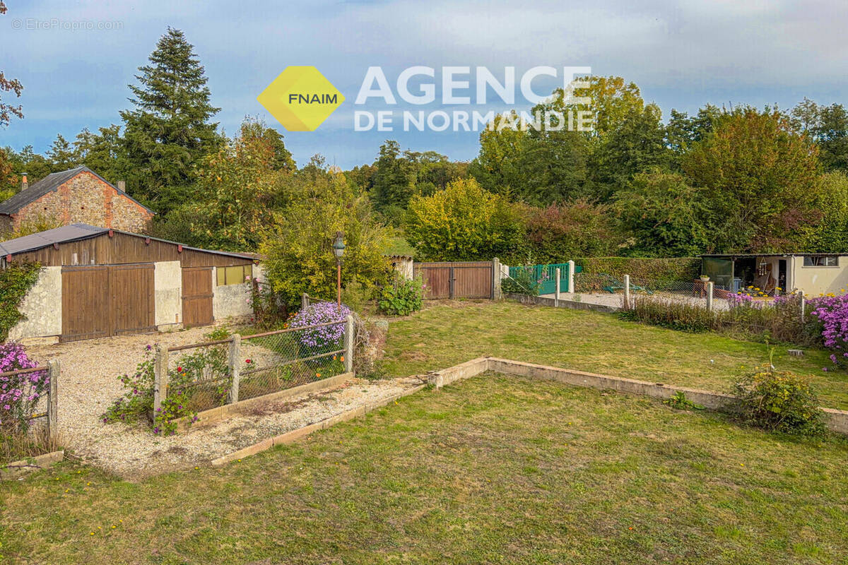 Terrain à MONTREUIL-L&#039;ARGILLE
