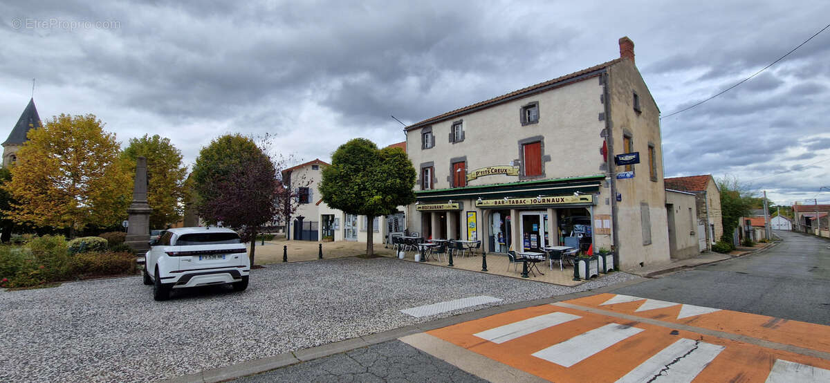 Commerce à VARENNES-SUR-MORGE