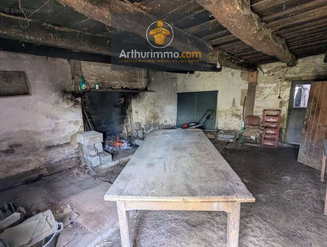 Maison à SAINT-SERVANT