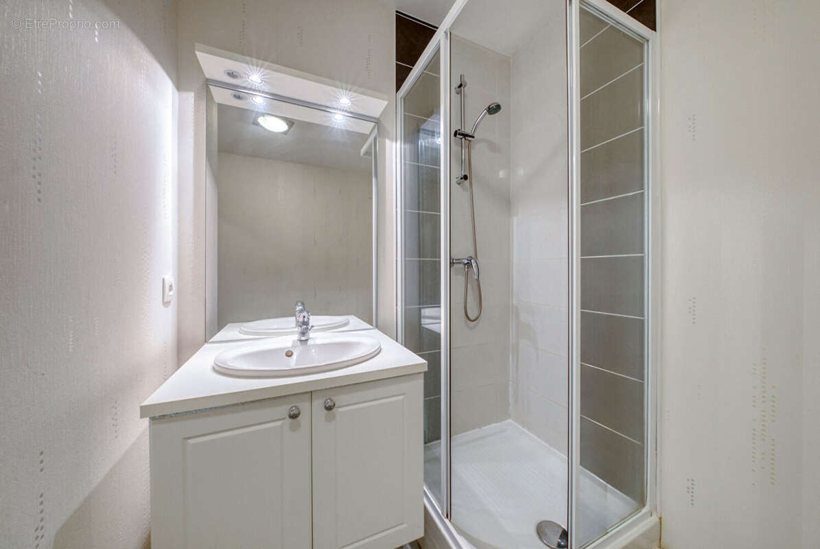 Appartement T2 - Bourg-l'Évêque / Anatole France / Nord Saint-Martin - photo 13