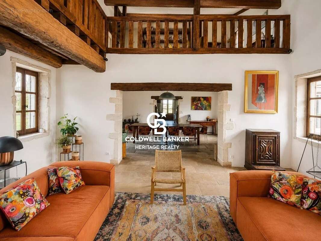 Maison à VILLARS-LES-DOMBES