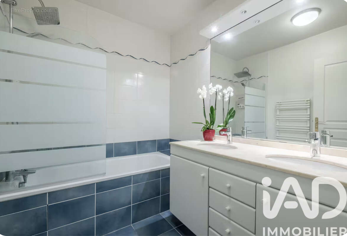 Photo 9 - Appartement à PARIS-19E