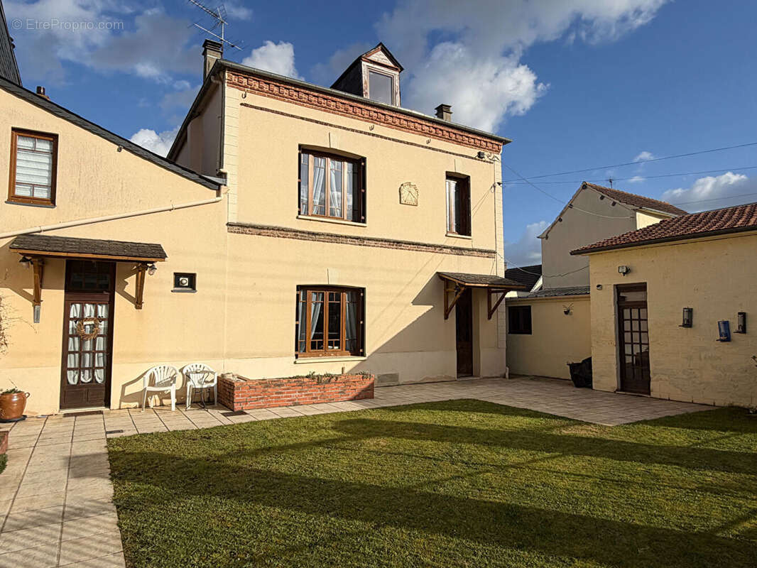 Maison à CAUDEBEC-LES-ELBEUF