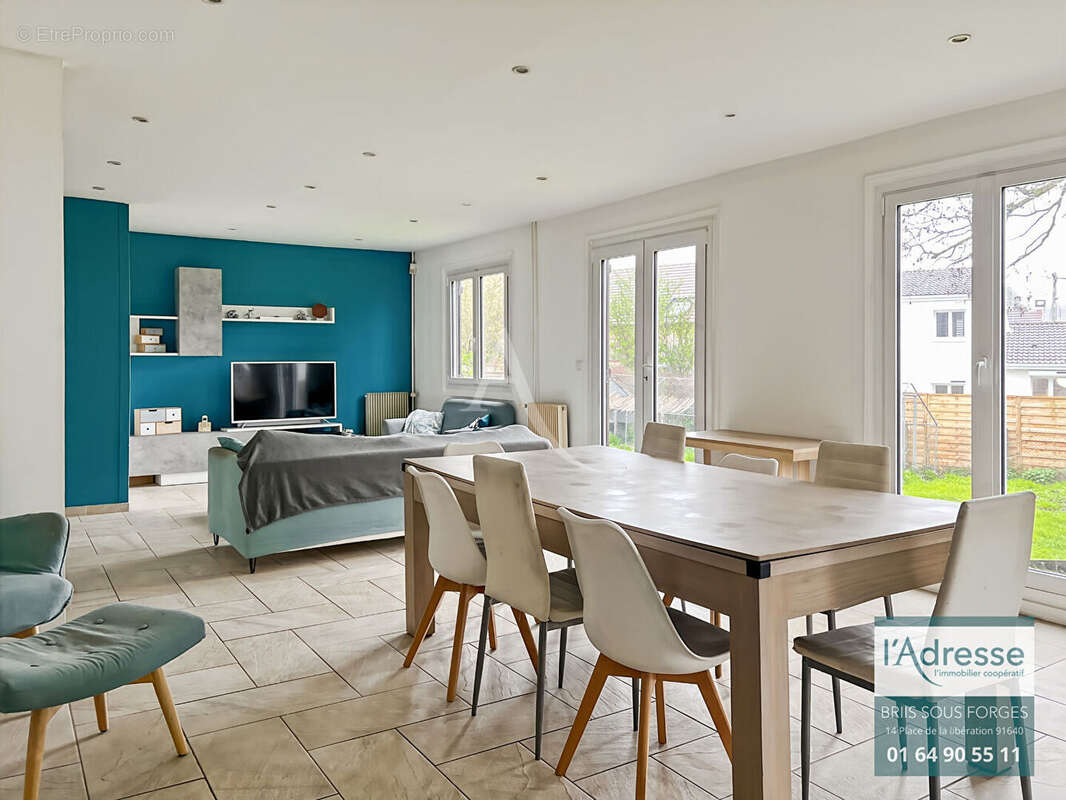 Maison à VAUGRIGNEUSE