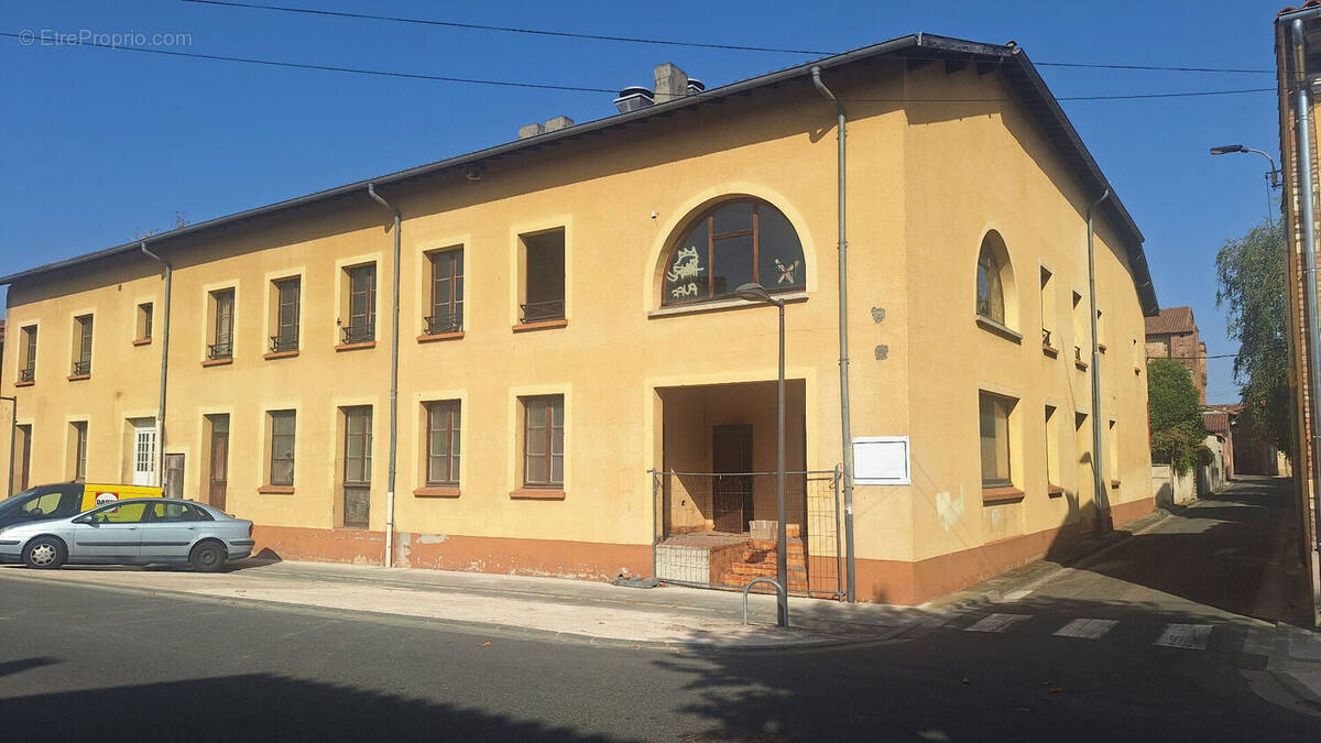 Appartement à MONTESQUIEU-VOLVESTRE