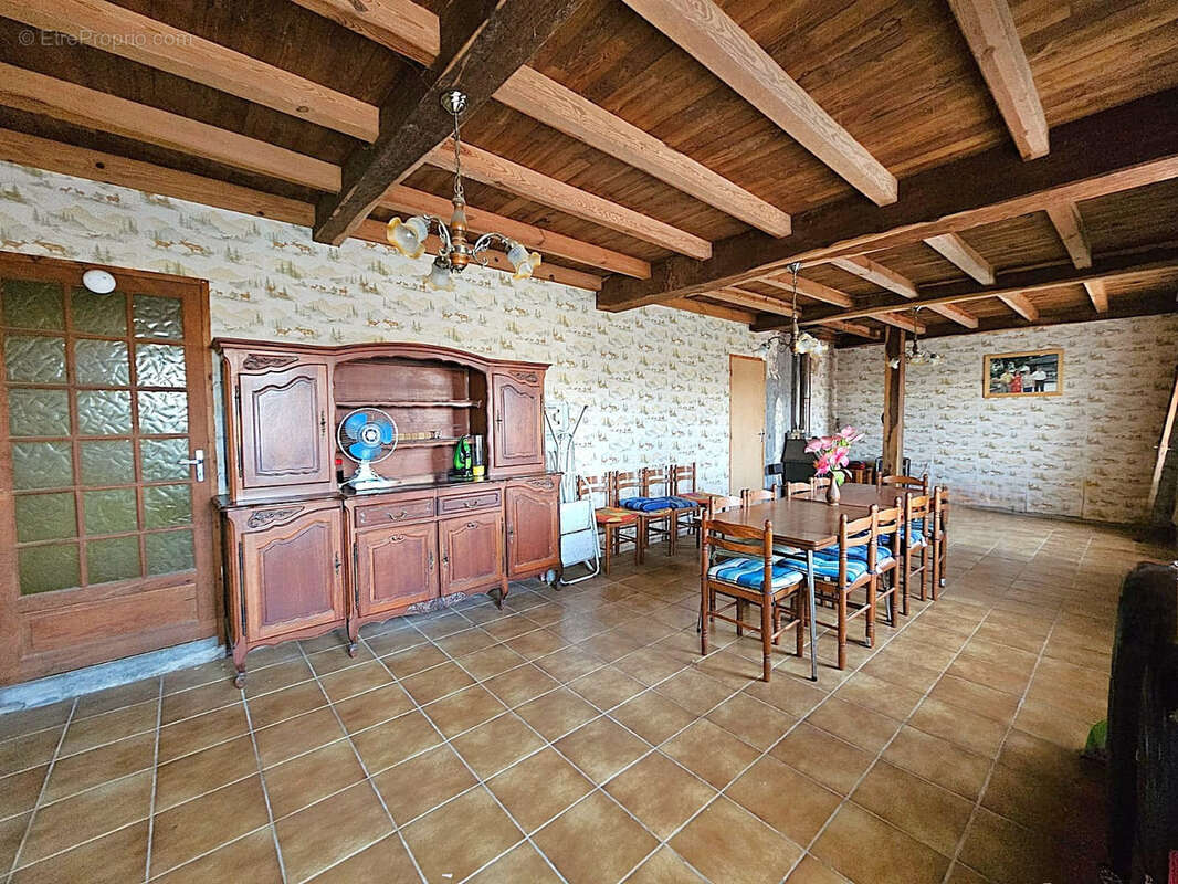 Maison à SAINT-VITE