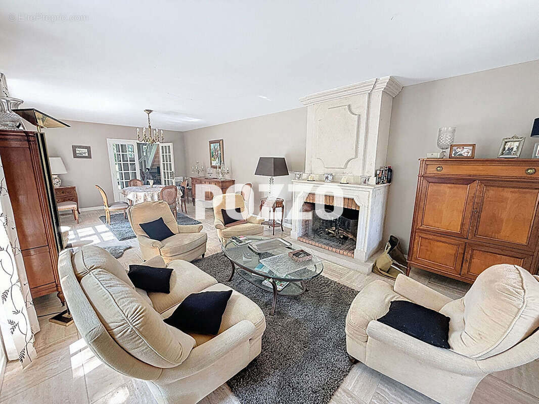 Maison à SAINT-PLANCHERS