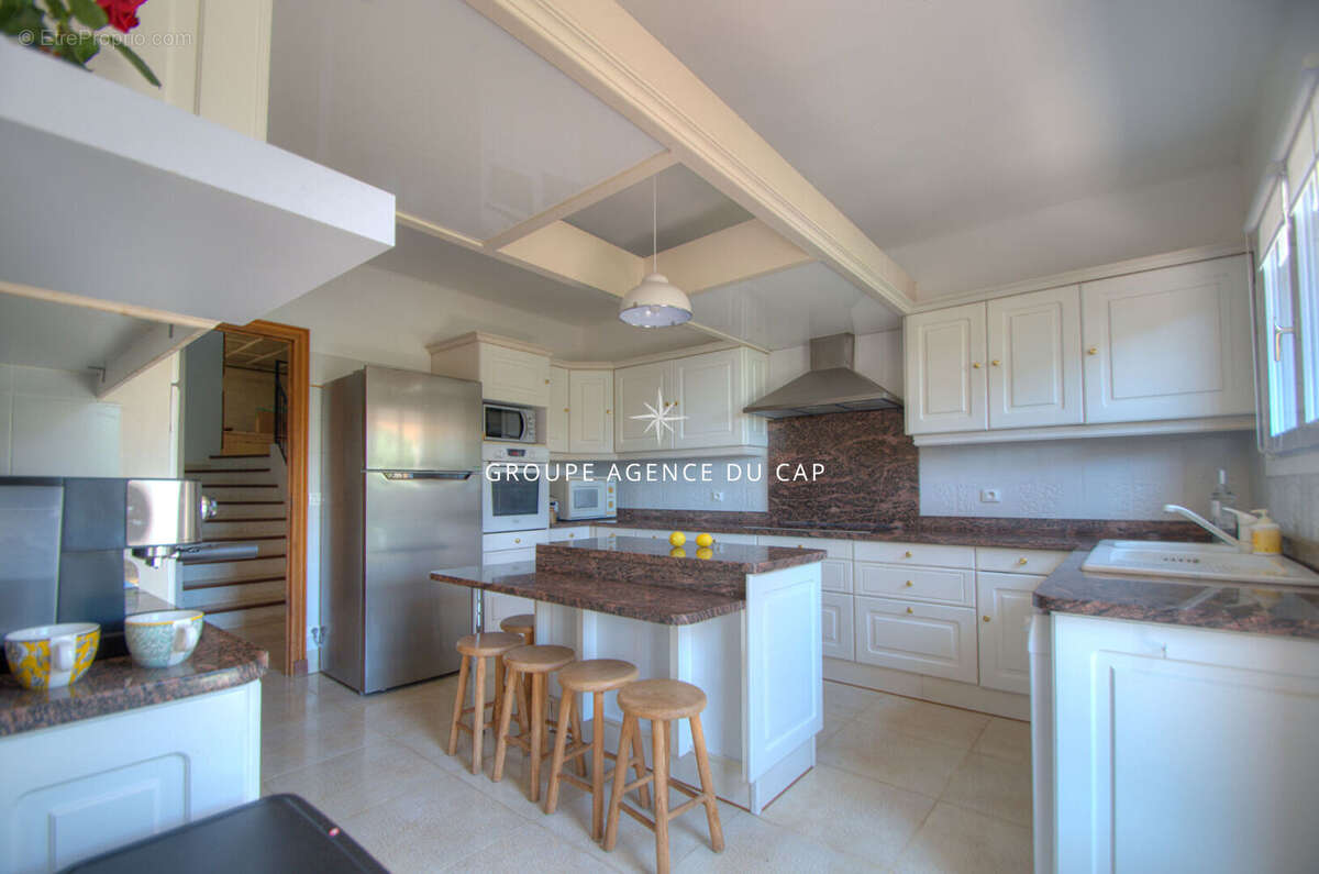 Maison à SAINT-RAPHAEL