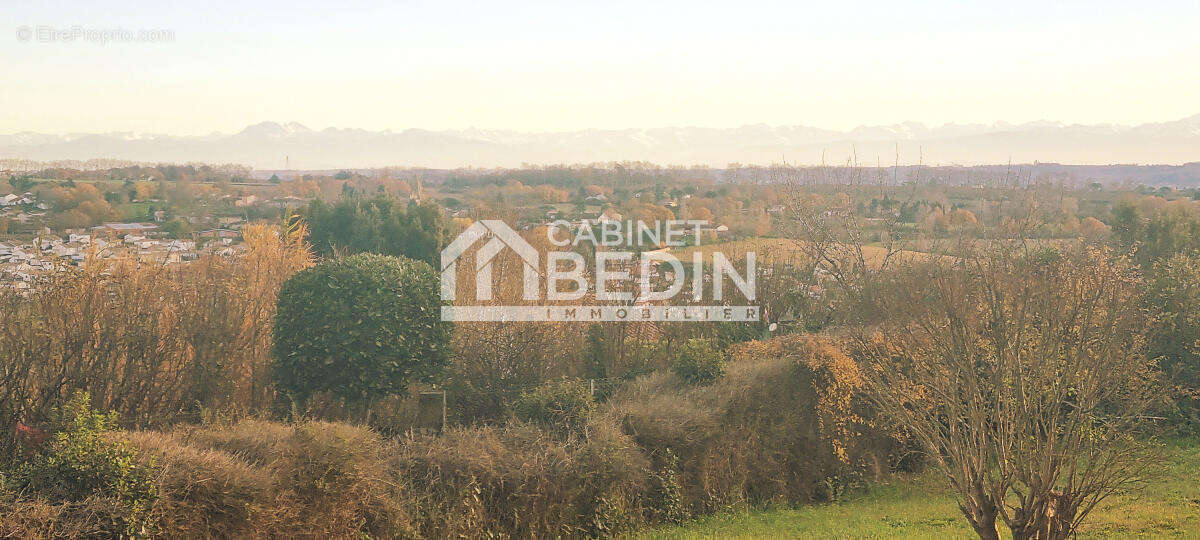 Maison à LAUZERVILLE