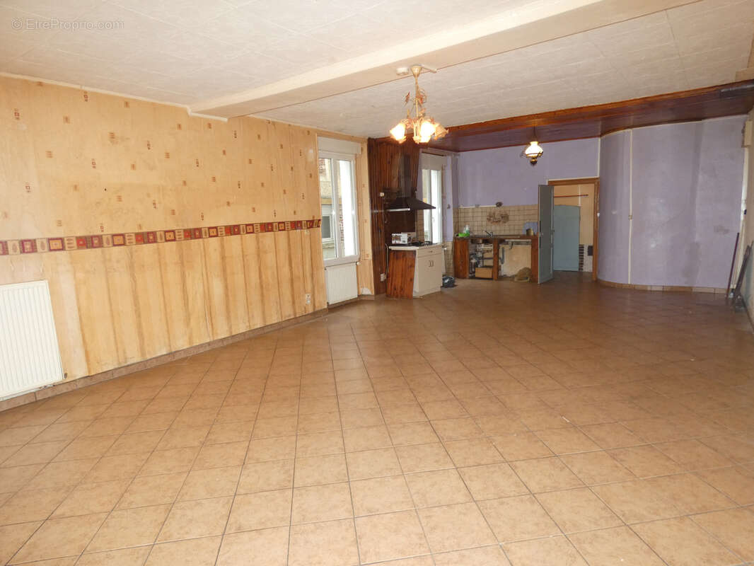 Maison à BRIENON-SUR-ARMANCON