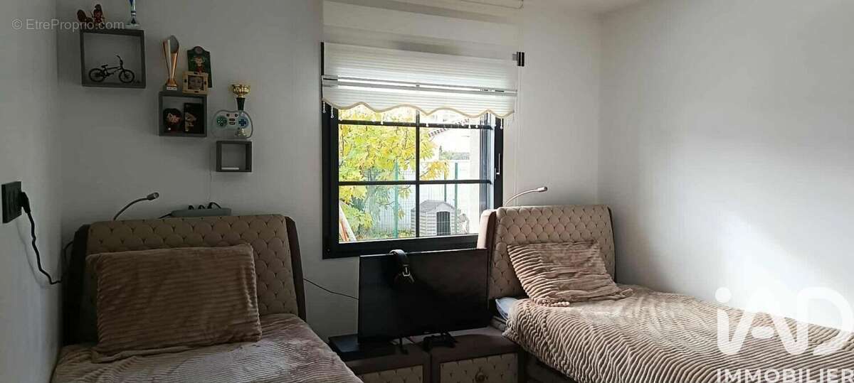 Photo 8 - Maison à SURY-LE-COMTAL