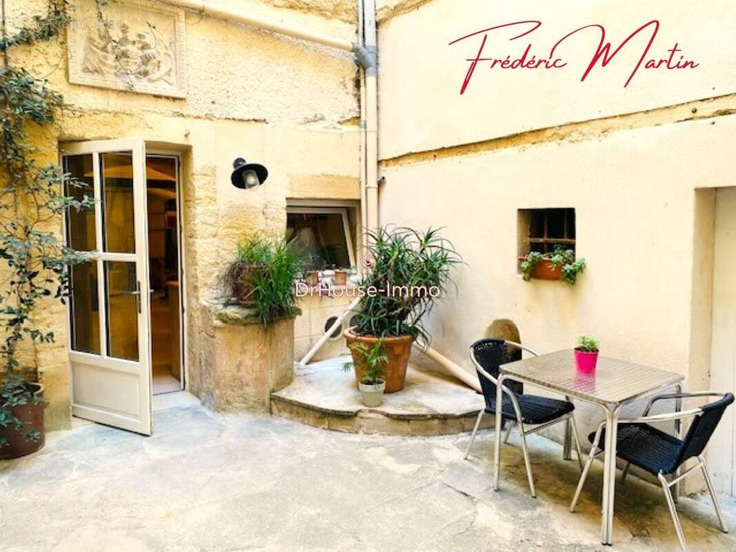 Appartement à UZES