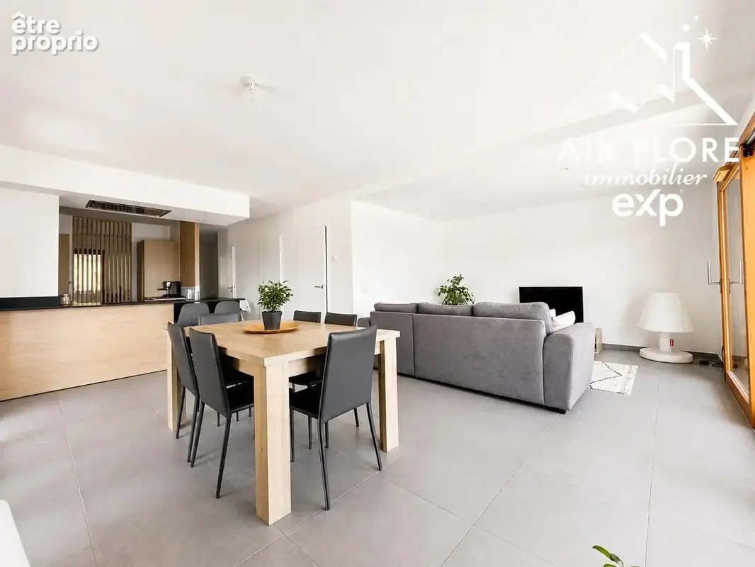 Appartement 104 m² à Bassens  - photo 6