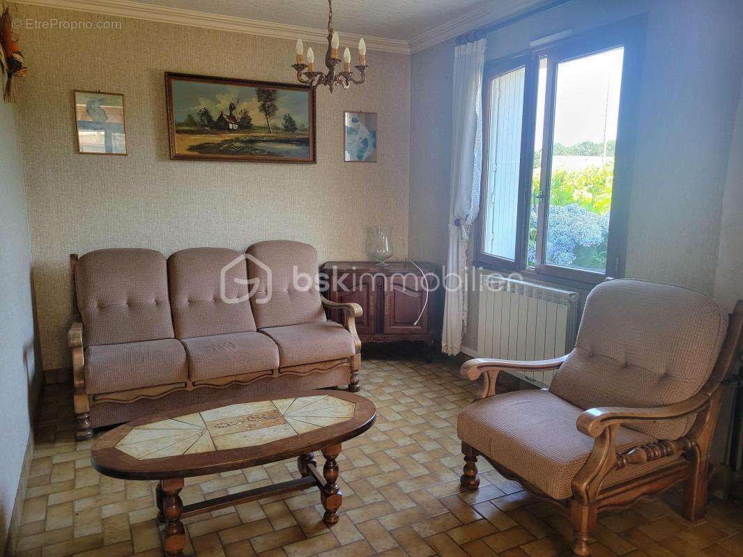 2 Maisons avec fort potentiel sur plus de 1 hectare - photo 6