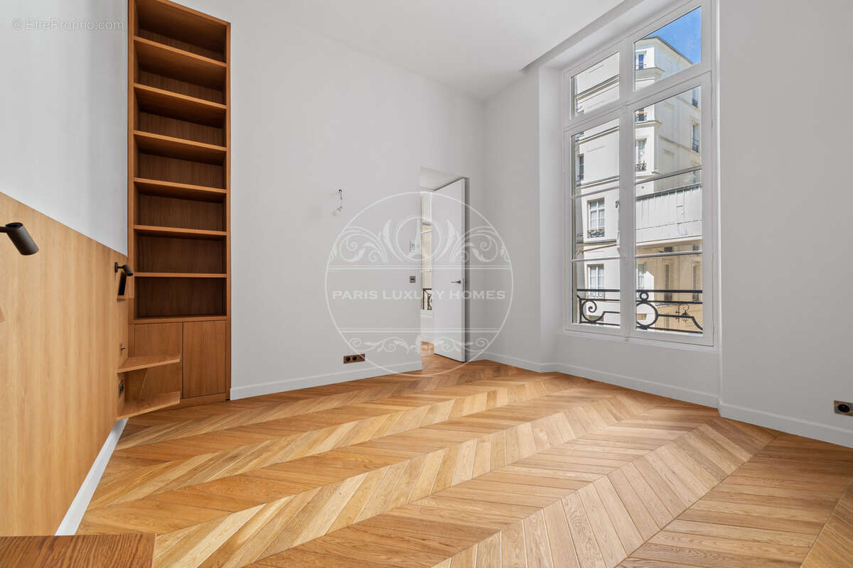 Superbe pied à terre à Paris 1er ! - photo 7