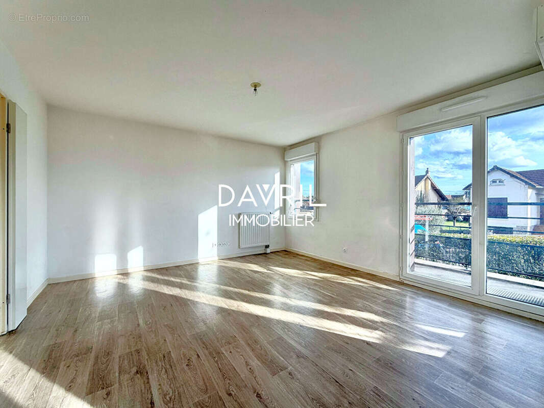 Appartement à ERAGNY