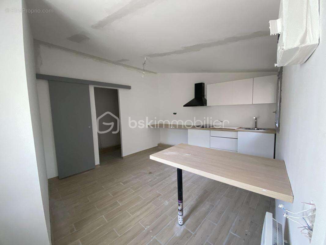 Immeuble à rénover – 150 m² – Fort potentiel investisseur - photo 13