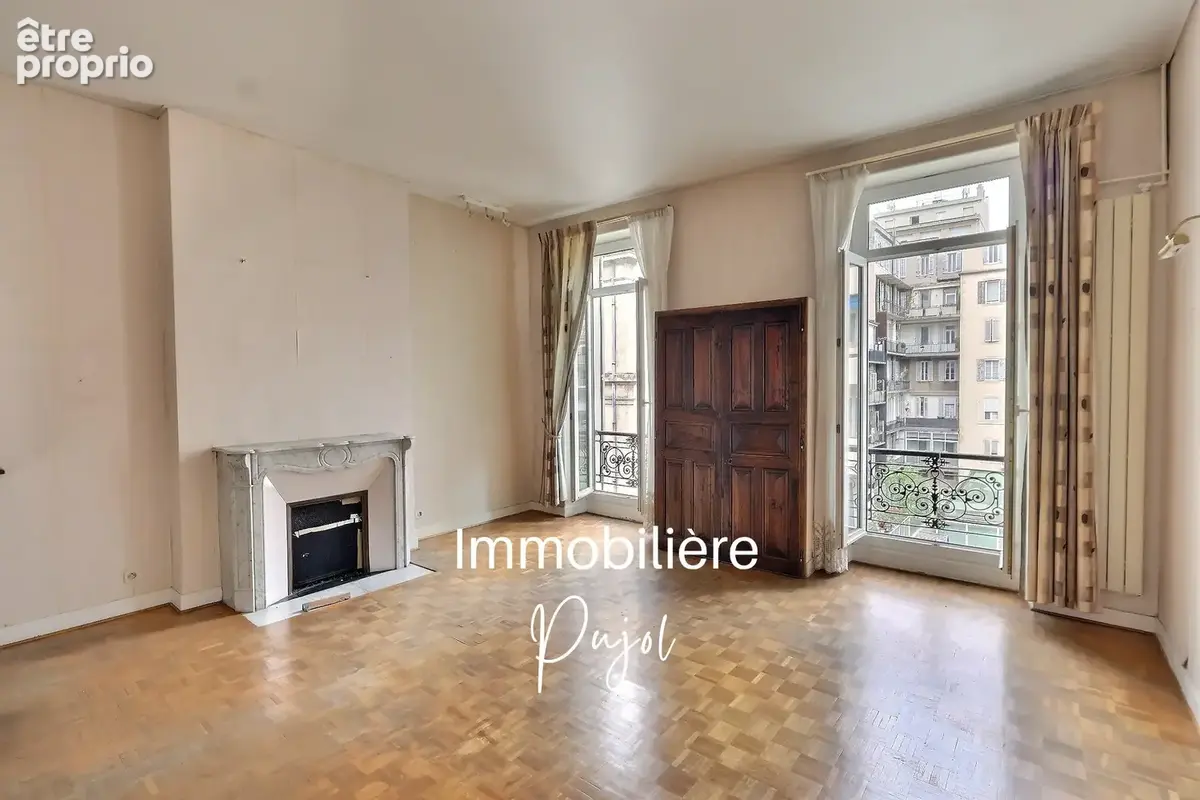 Marseille 8e   Périer   Appartement bourgeois T5 de 149 m2 au dernier étage avec ascenseur - photo 6