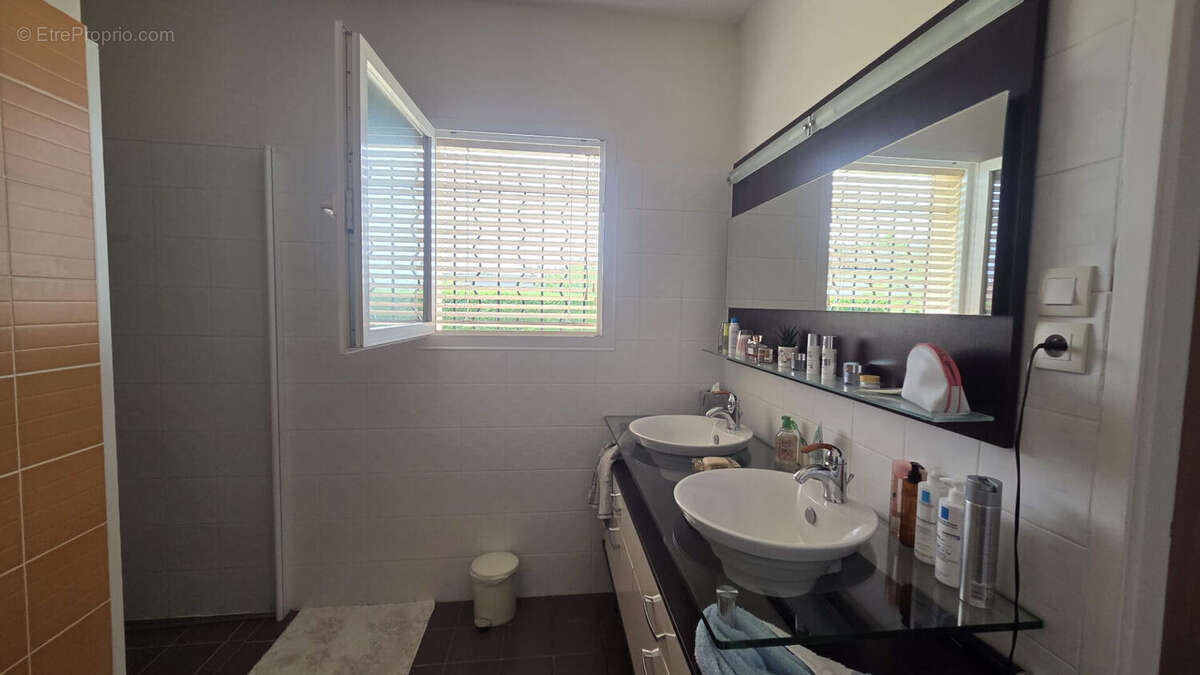 A vendre Maison Montauban , 5 chambres, piscine , jardin et double garage - photo 6