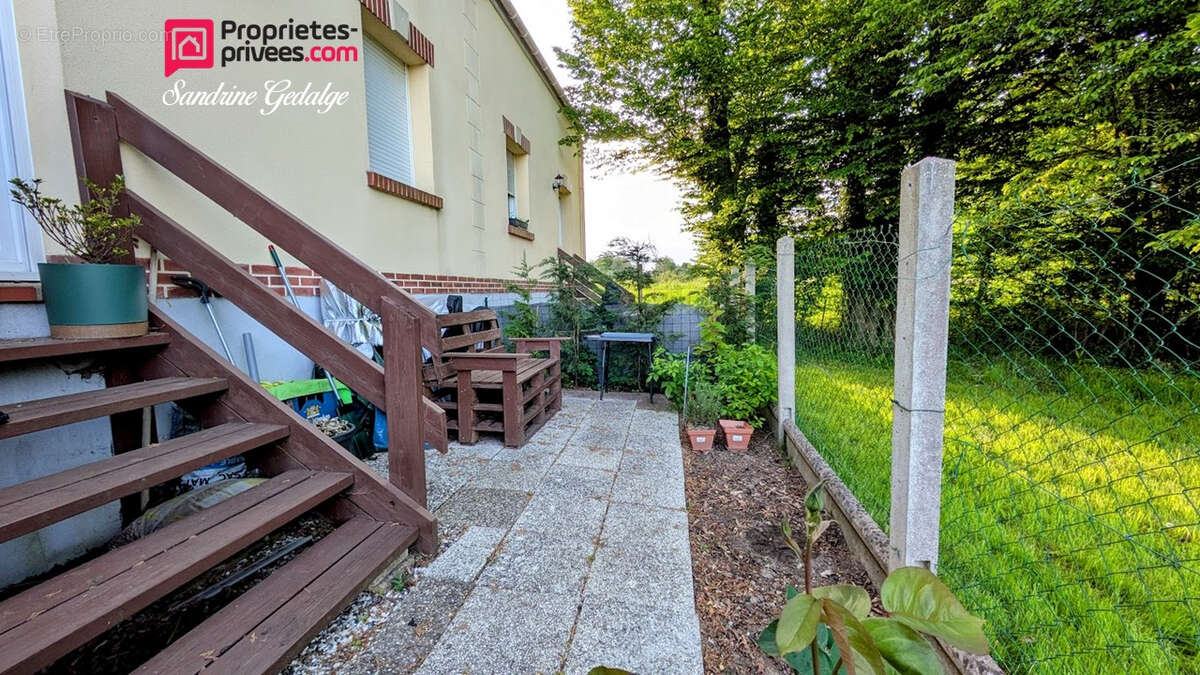 Maison à ONS-EN-BRAY