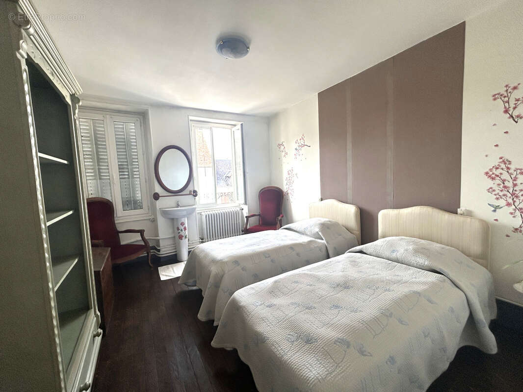 Maison possibilite de chambres d'hotes  au coeur de premery - photo 11