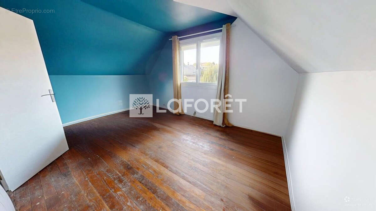 Maison à FONTAINE-LA-MALLET