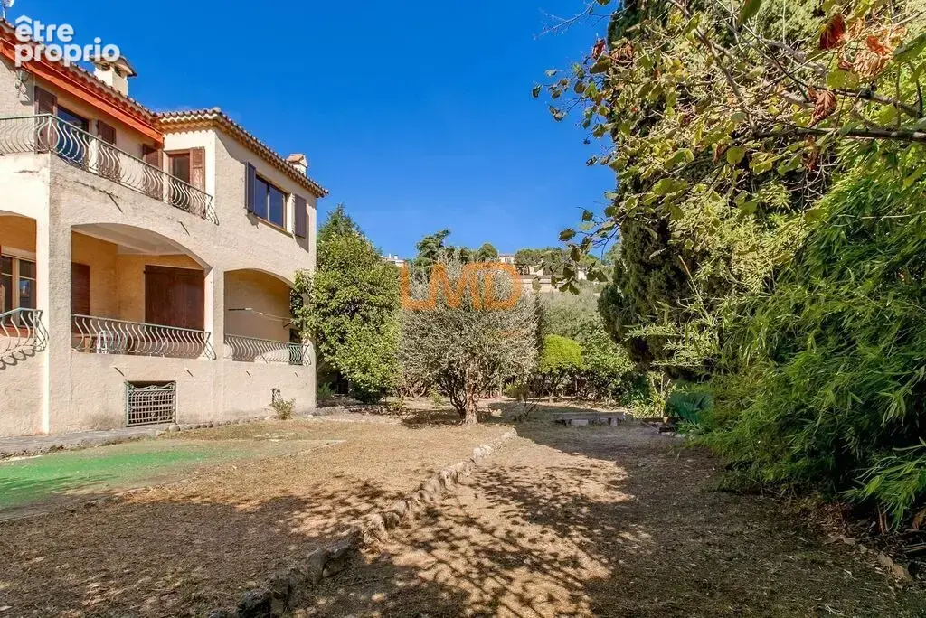 Villefranche sur Mer,  Villa Provençale de 160m2 , Terrain de 10 - photo 13