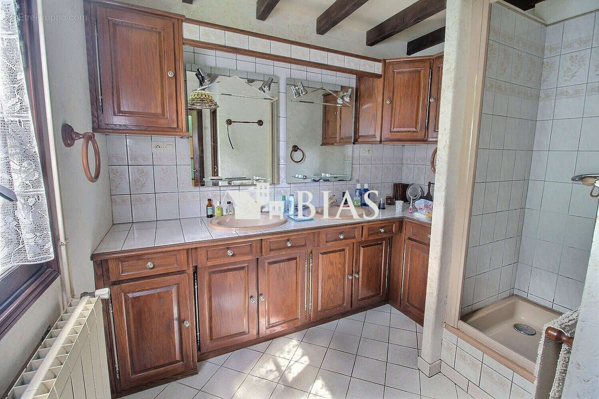 Maison à LA FEUILLIE