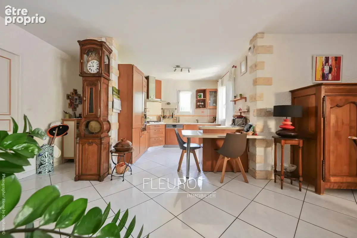 Appartement 4 pièces 90 m² à vendre à La Ciotat (13600) - photo 6