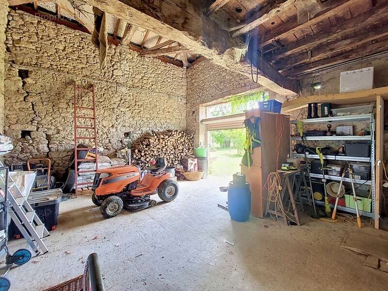 Maison à MEZIN