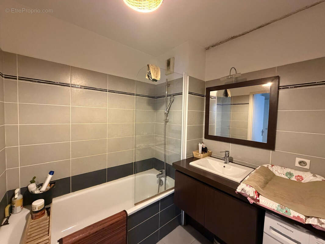 LE CRES (34) Appartement T3 64 m2 + Terrasse 15 m2 - photo 9
