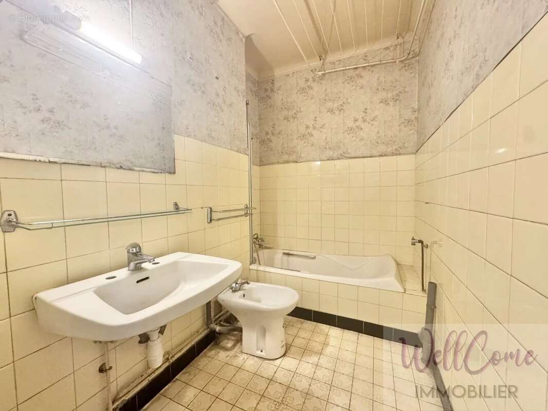 Appartement à AIX-LES-BAINS