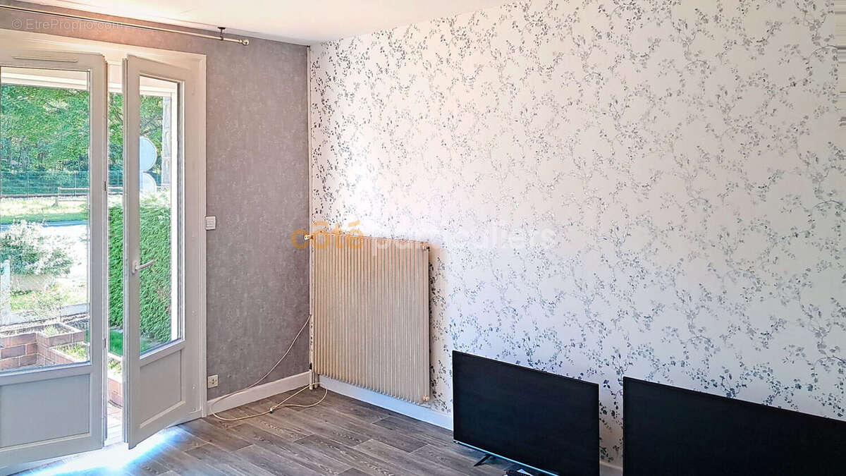 Maison à CHALETTE-SUR-LOING