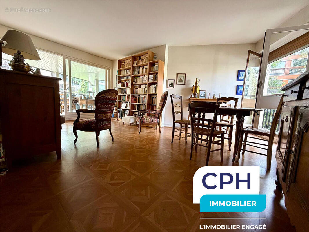 Appartement à LE CHESNAY
