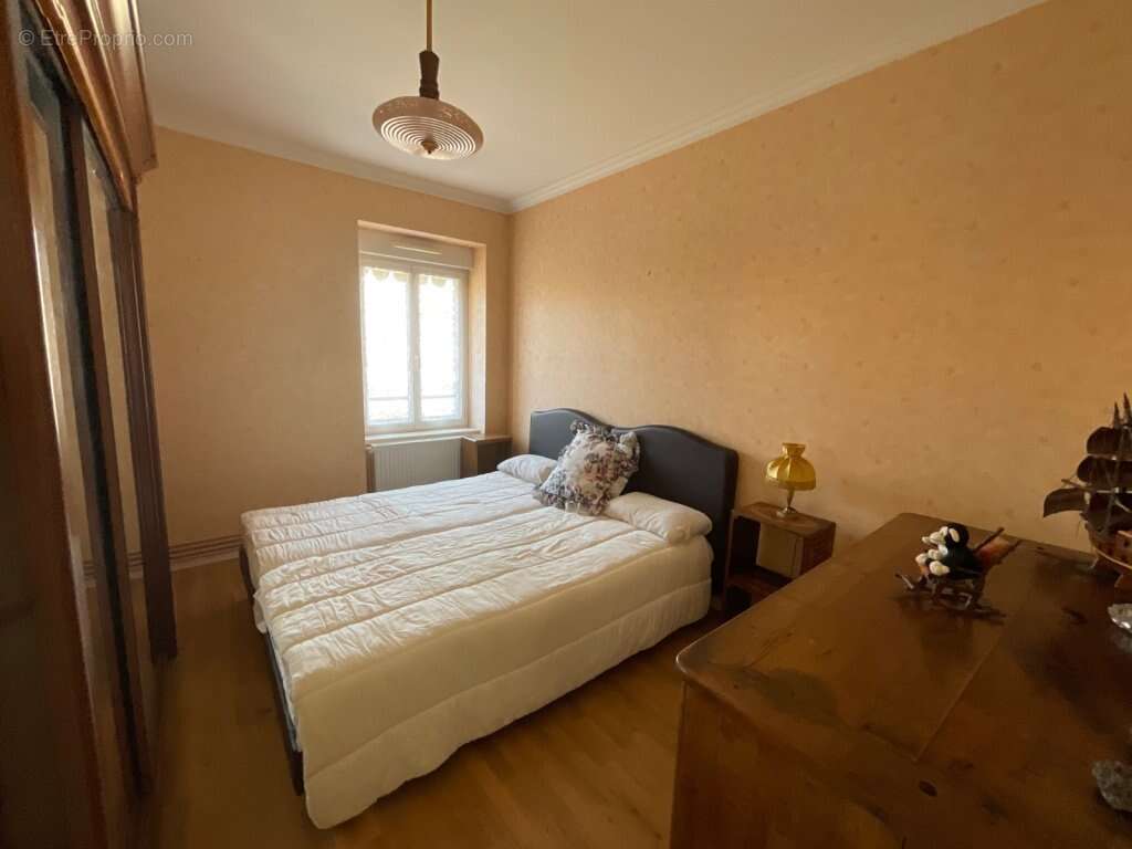 Appartement à ANDREZIEUX-BOUTHEON