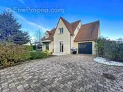 Maison à BENOUVILLE